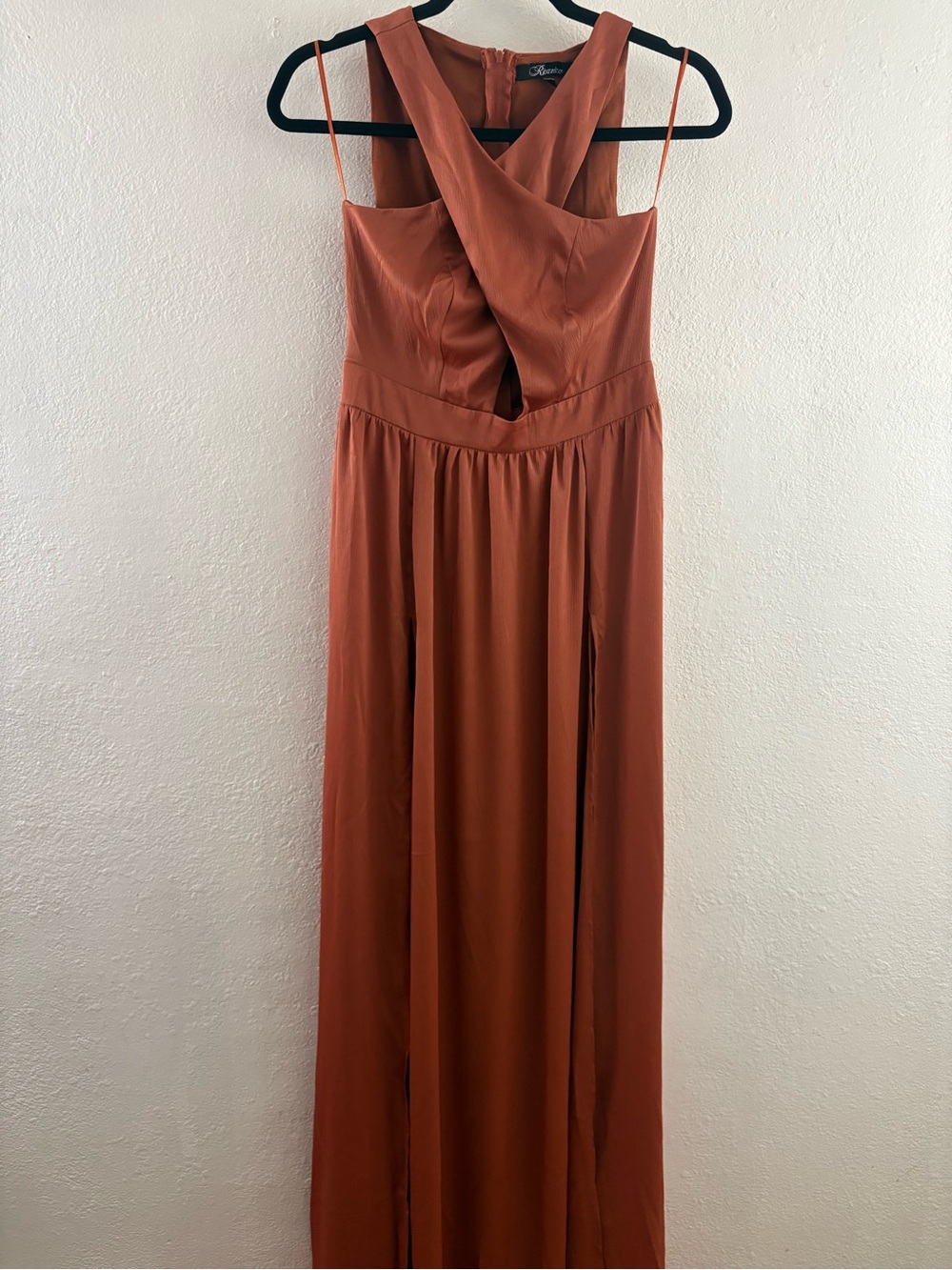 Ricarica burnt orange maxi dress chic cross-halter neckline front slits size